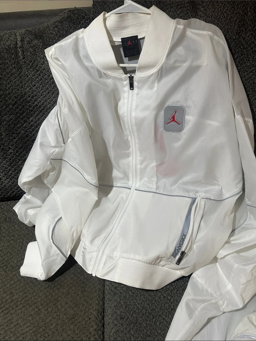 Jordan men's White Track Jacket and Jogger Set vintage